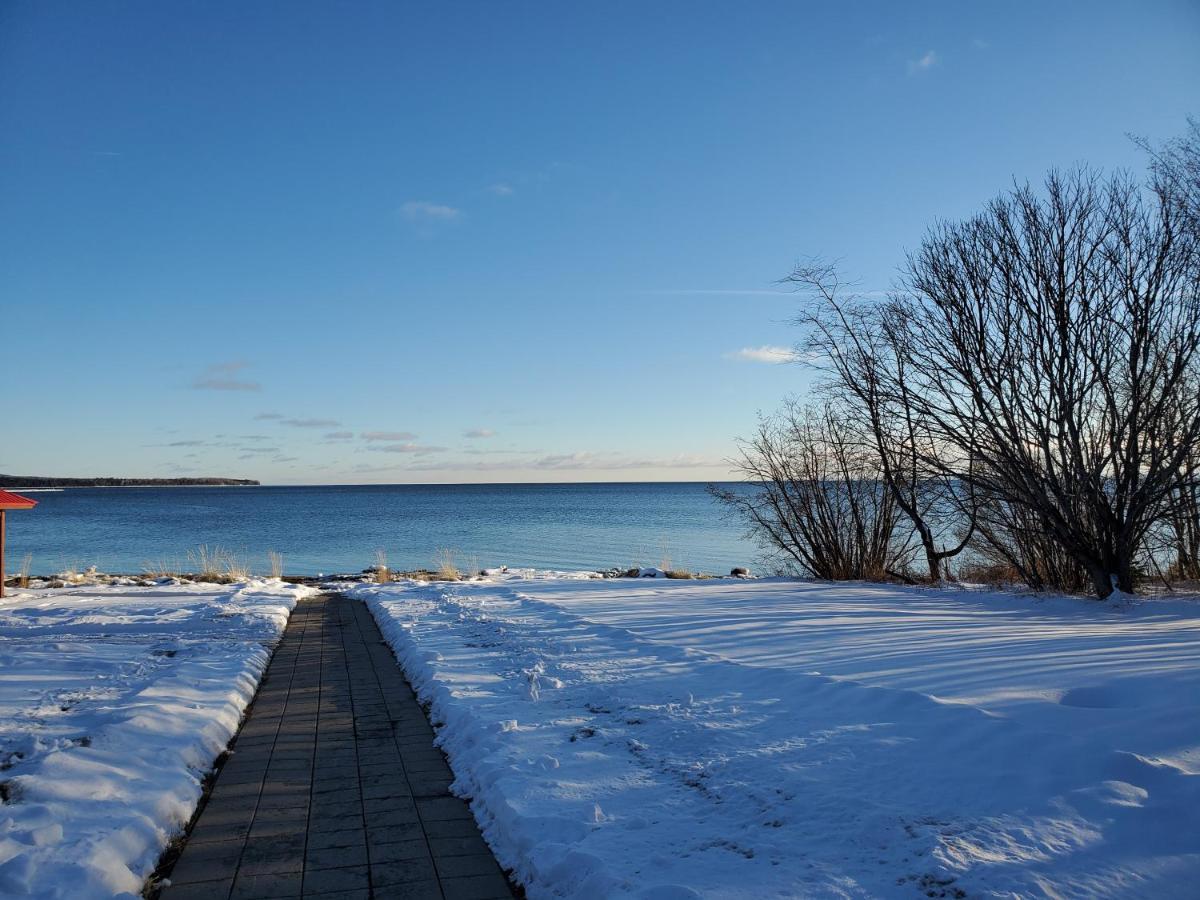 Chalets de l'Anse Ste Helene Maria Buitenkant foto